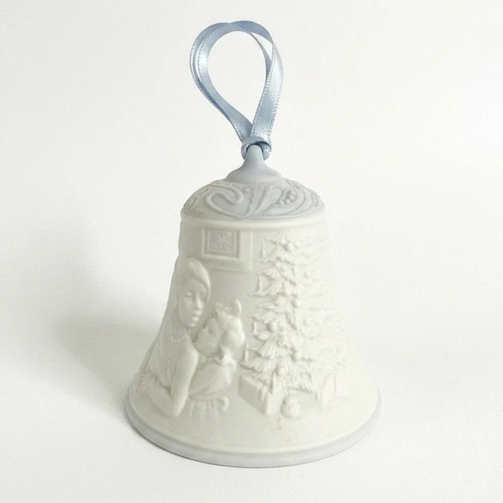 VTG Lladro 1998 Christmas Bell Matte Bisque Porcelain Embossed Holiday Scenes